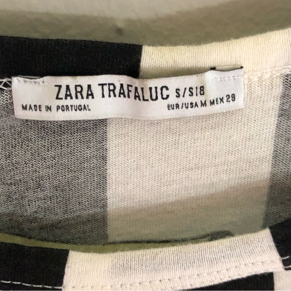 Women’s BANANAS FOR YOU Black and White Block Striped Tee Shirt size M - Picture 3 of 3